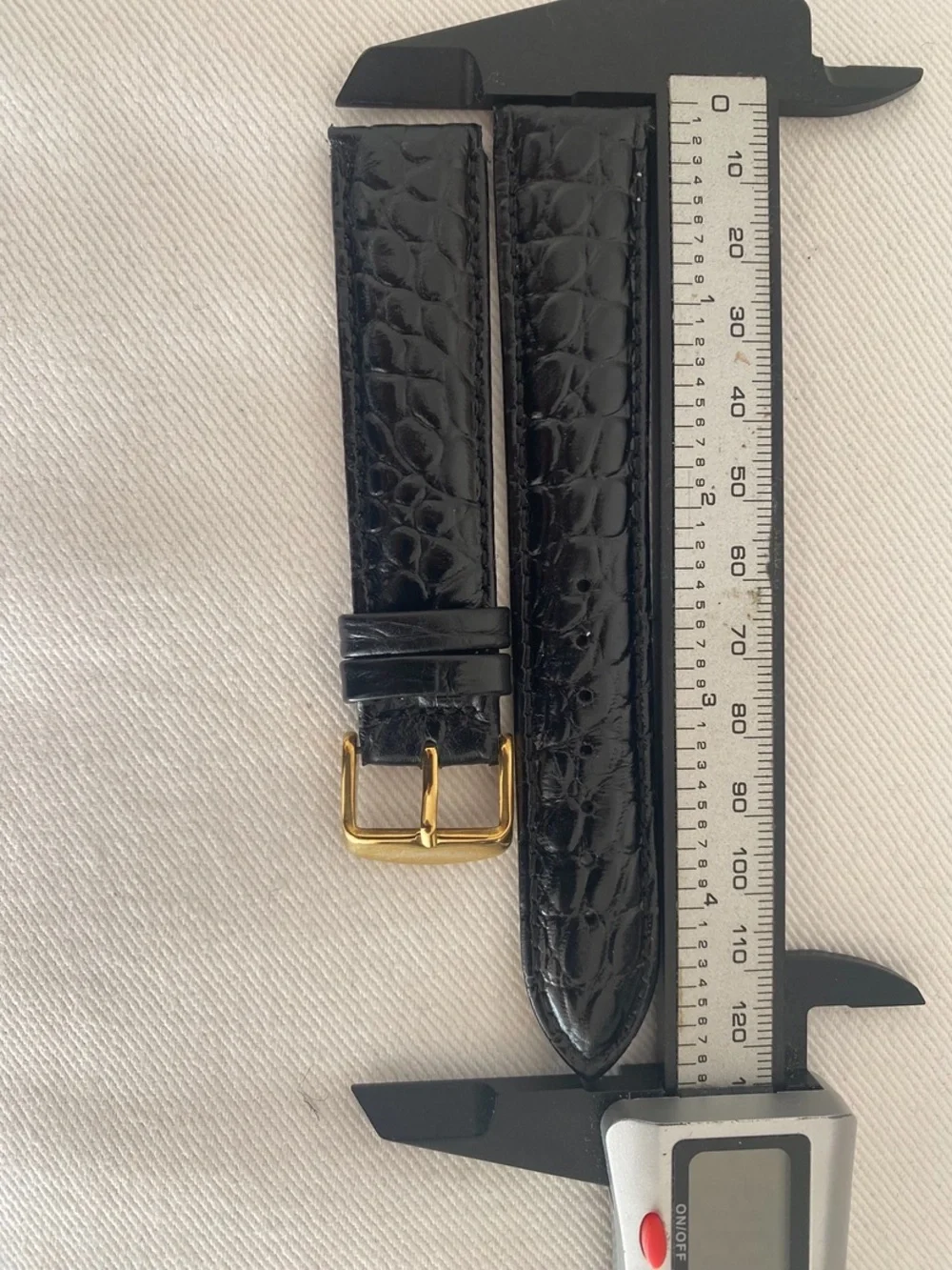 Black Croc-Embossed Leather Watch Strap with Gold Buckle Franck Muller 18mm